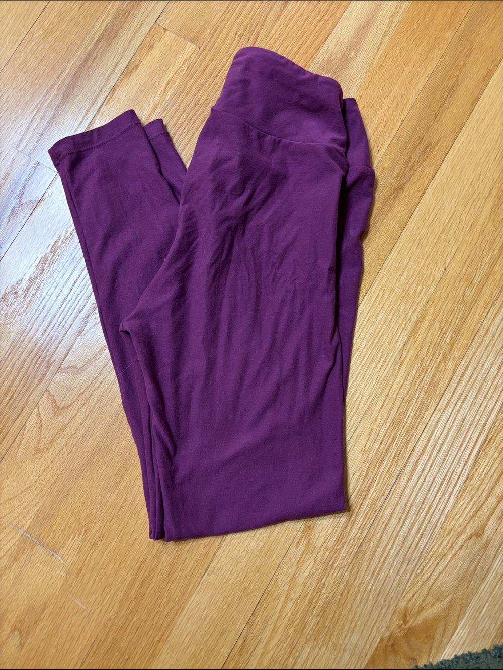 LulaRoe Purple Leggings